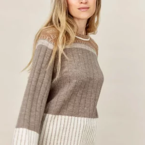 Ribbed stripes pullover